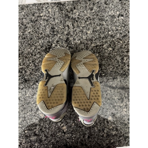 Jordan 6 Retro Valentines Day Shoes Girls Size 6.5Y Silver Pink High Top Sneaker - Picture 7 of 7